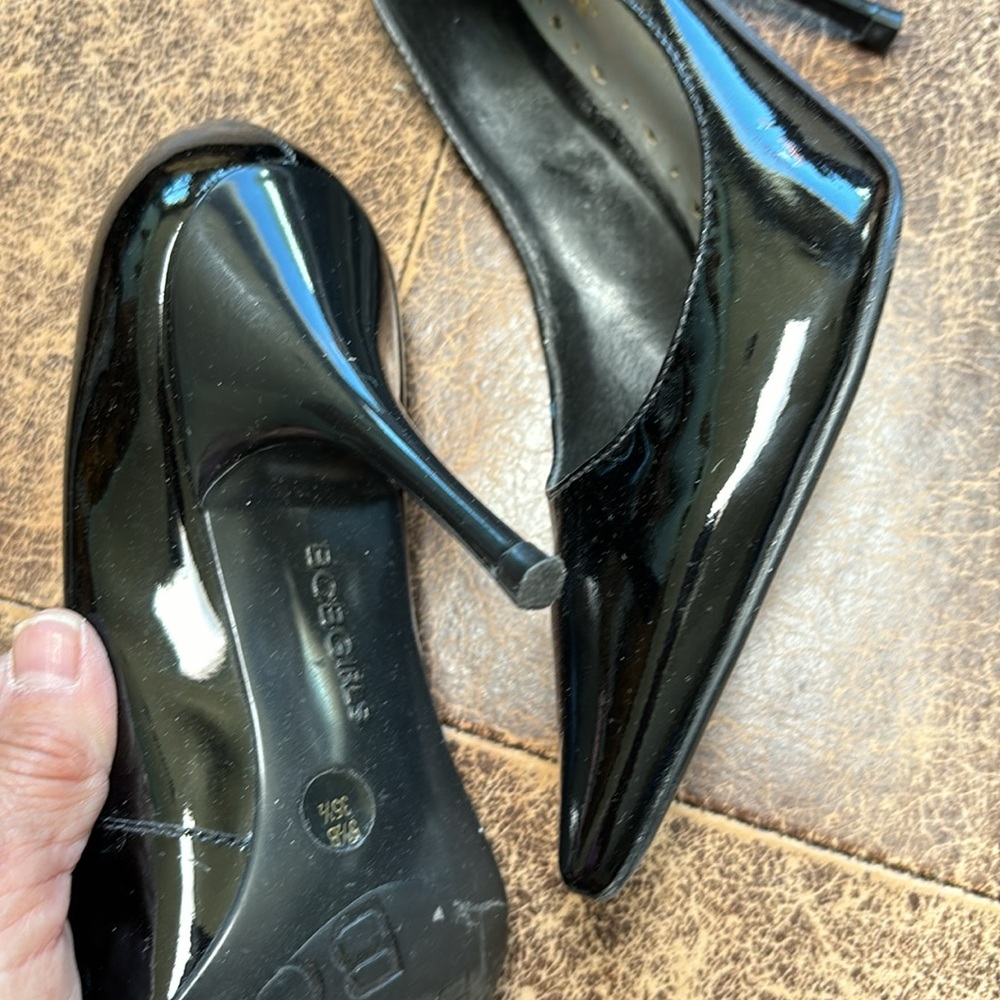Patent Leather Pumps EUC - Picture 2 of 2